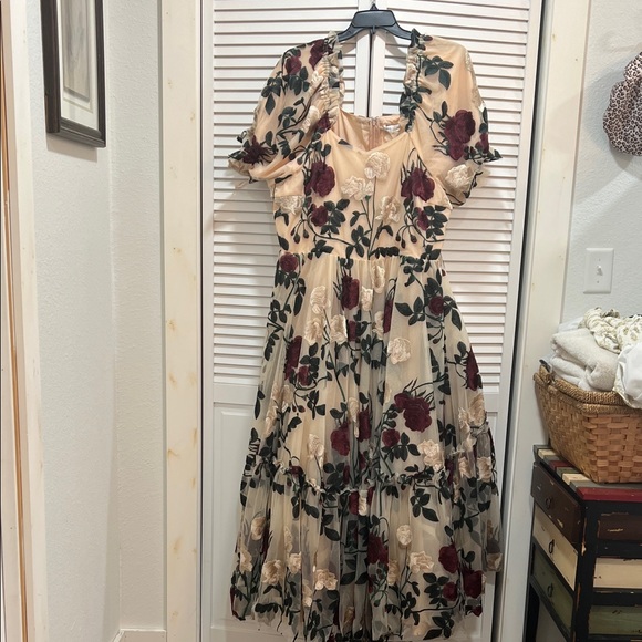 Ivy City Co Dresses & Skirts - Ivy City Co Beige Midi Dress with Burgundy & Green Floral Embroidery